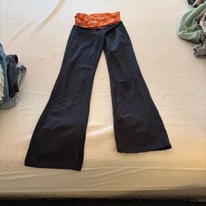 Victoria's Secret Black and Orange Leggings University of Miami Collegiate small